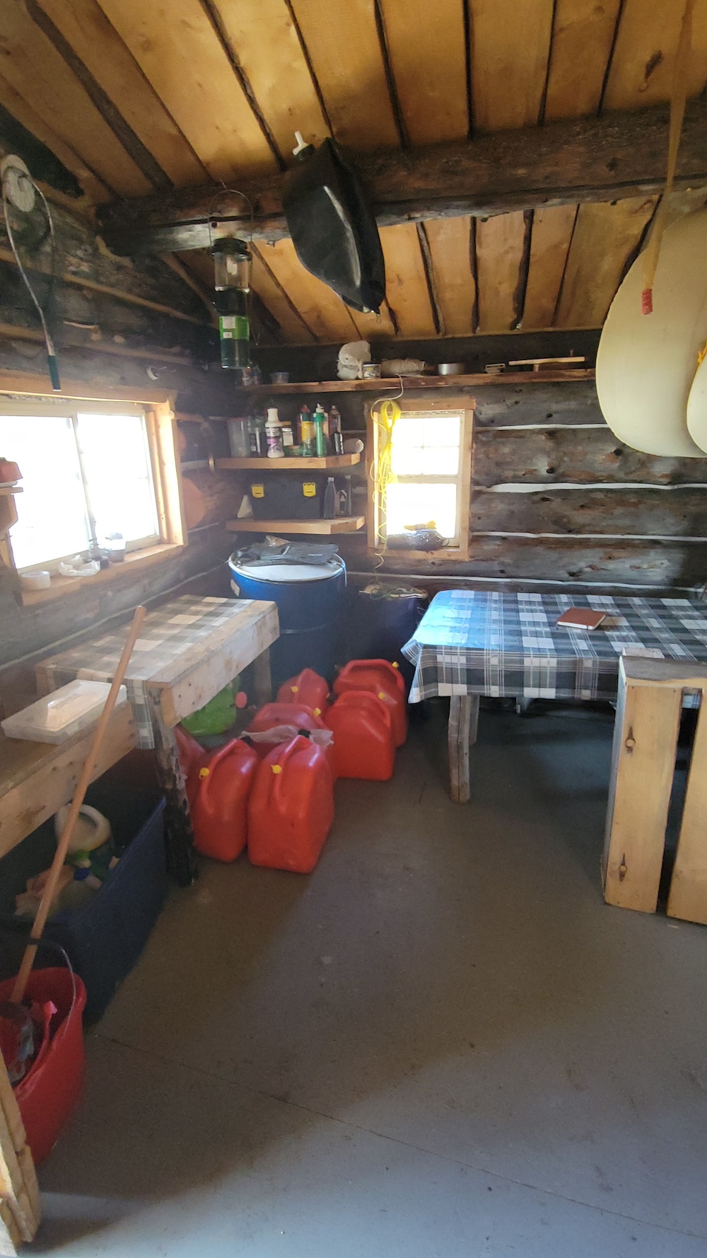 01) Beattie Lake Cabin - Image 4