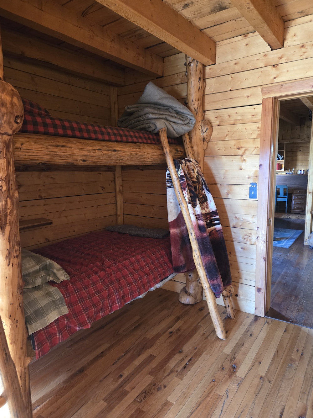 08) Main Lodge #1